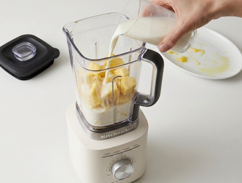 Batido de piña casero. Receta refrescante y fácil paso a paso