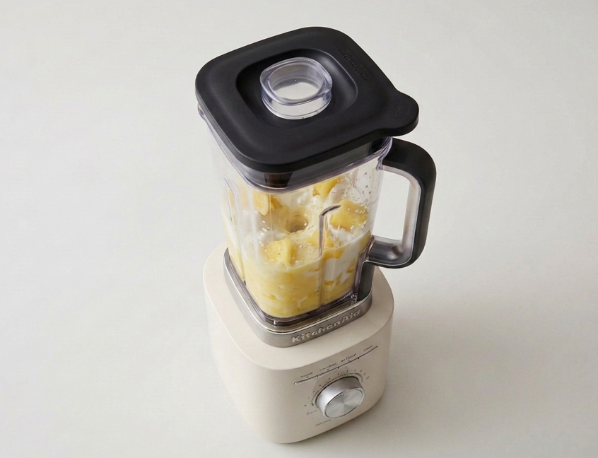 Batido de piña casero. Receta refrescante y fácil paso a paso