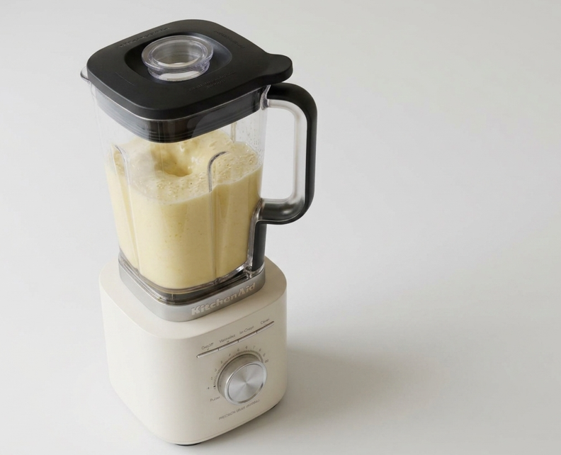 Batido de piña casero. Receta refrescante y fácil paso a paso
