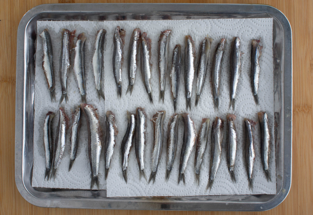 Boquerones fritos crujientes: el secreto para que queden dorados y nada grasos