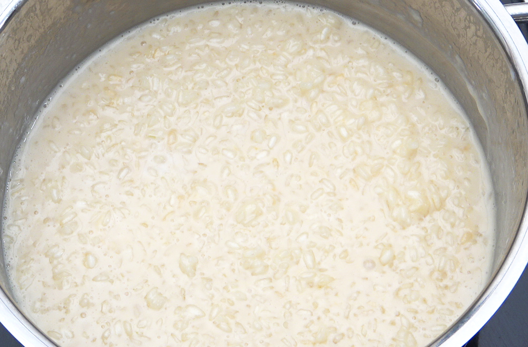 Chulas de arroz en almíbar. Postre de Entroido
