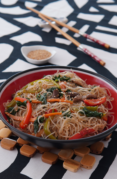 Japchae casero: el plato festivo de Corea que conquista a todos