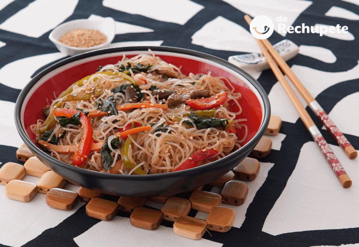 Japchae casero: el plato festivo de Corea que conquista a todos