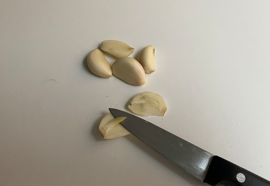 Skordalia griega tradicional, la salsa de ajo cremosa que no pasa desapercibida