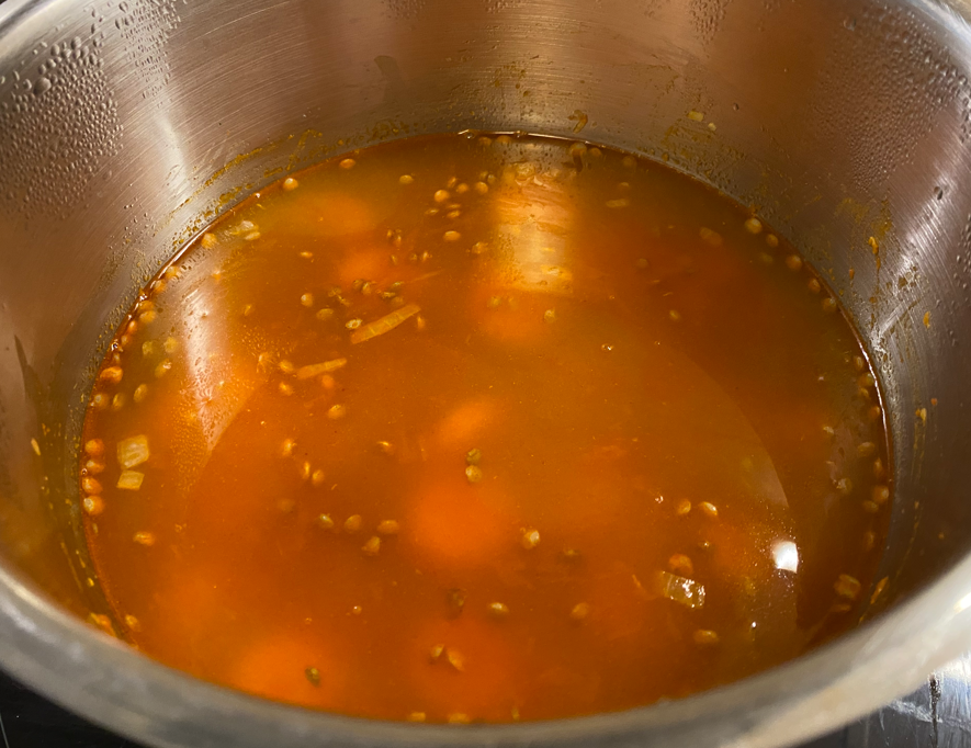 Un clásico de cuchara: sopa de lentejas fácil y casera