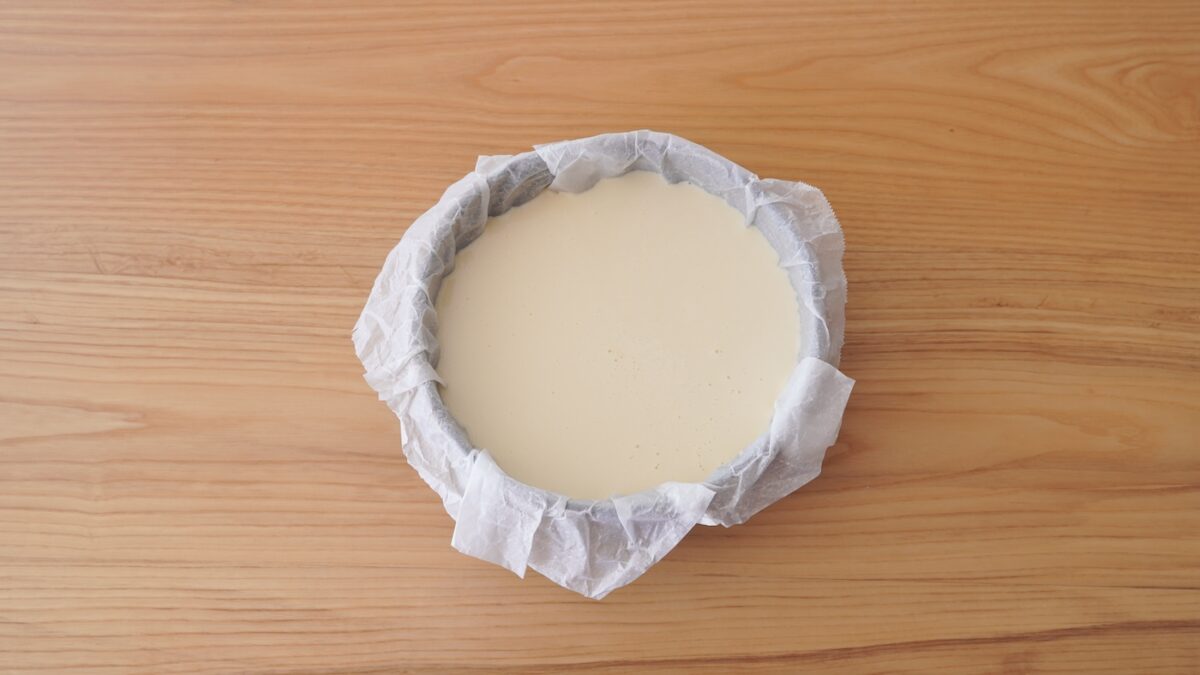 Tarta de quesitos al horno. Receta fácil, cremosa y casera