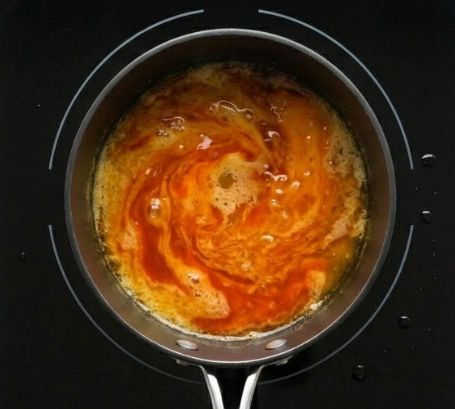 Salsa búfalo casera. Receta fácil para alitas y carnes paso a paso