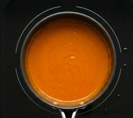 Salsa búfalo casera. Receta fácil para alitas y carnes paso a paso