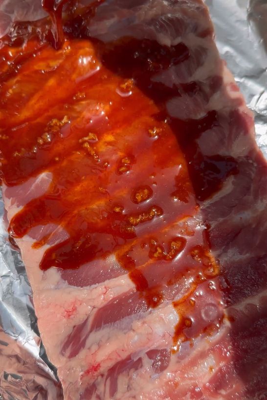 Costillas asadas teriyaki al horno. Jugosas, pegajosas y fáciles de hacer en casa
