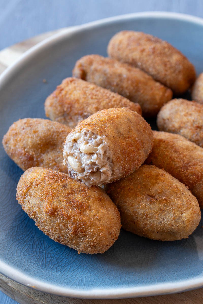 Croquetas de morcilla caseras. Receta cremosa y fácil para triunfar en casa