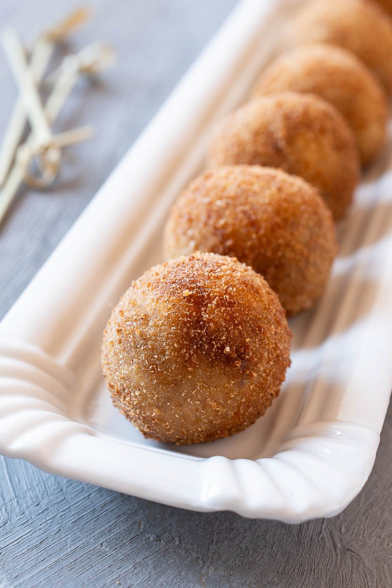 Croquetas de las sobras de pringá de cocido. Receta andaluza para croquetear