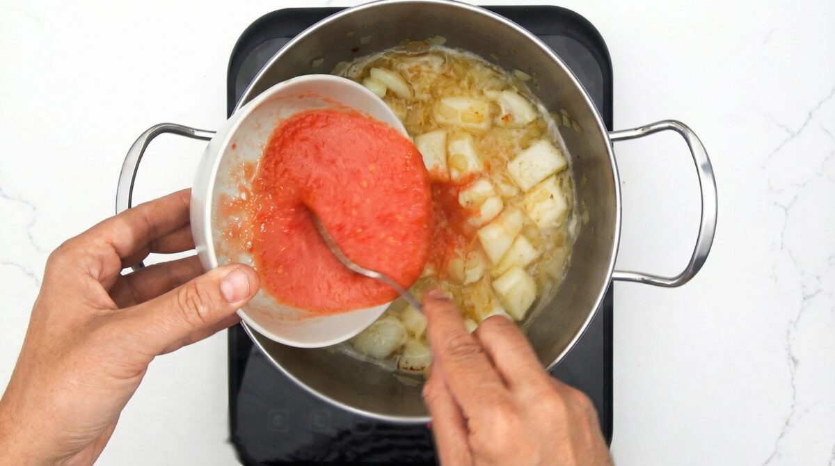 Guisantes con sepia. Receta tradicional fácil y con mucho sabor
