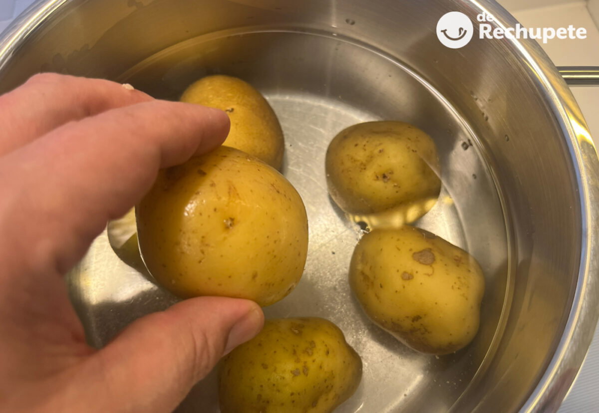 Cómo cocer patatas. Consejos y trucos para que queden perfectas