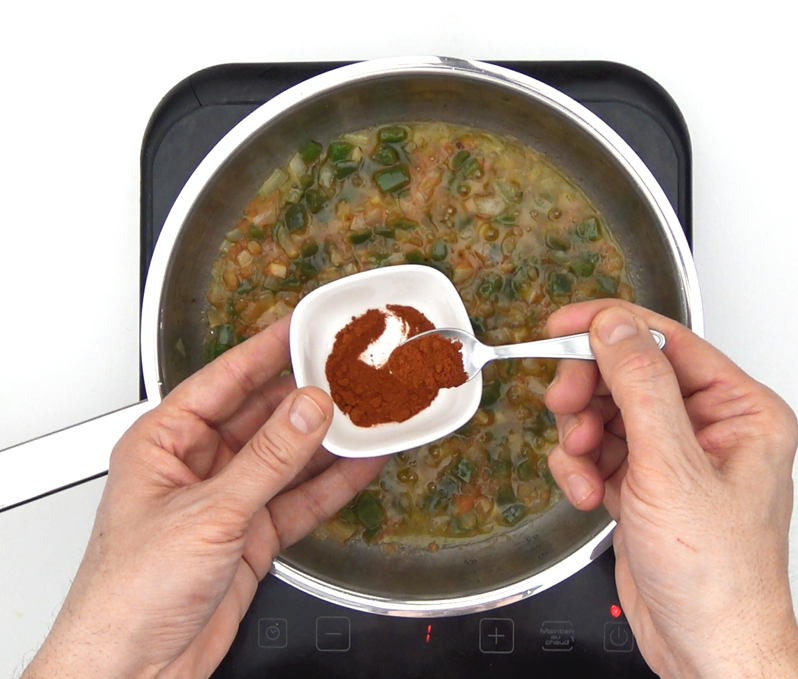 Arroz caldoso con costillas de cerdo. Receta tradicional paso a paso