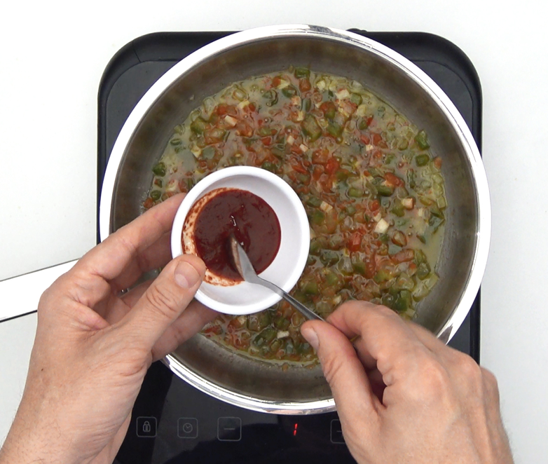 Arroz con bacalao y pimiento choricero. Una receta vasca para esta Semana Santa