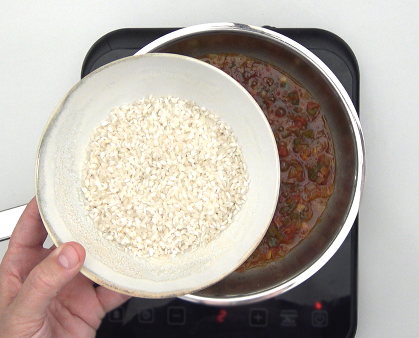 Arroz con bacalao y pimiento choricero. Una receta vasca para esta Semana Santa