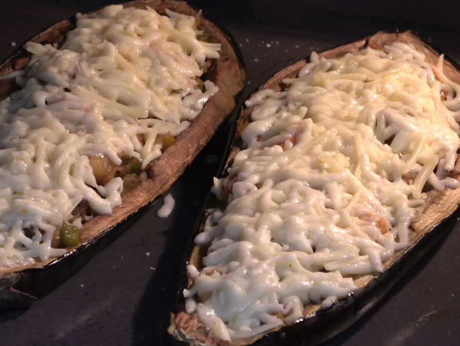 Berenjenas rellenas de pollo al horno, receta fácil y jugosa paso a paso