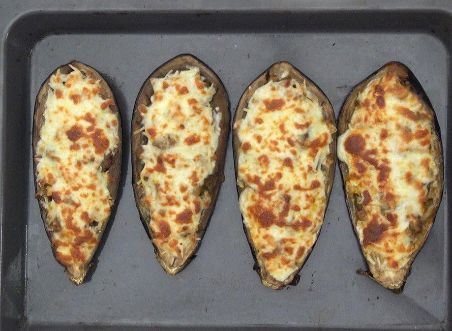 Berenjenas rellenas de pollo al horno, receta fácil y jugosa paso a paso