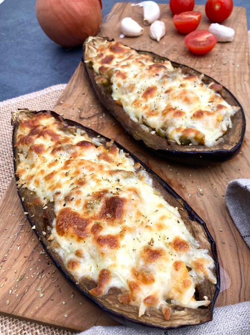 Berenjenas rellenas de pollo al horno, receta fácil y jugosa paso a paso