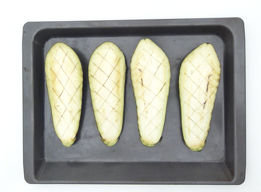 Berenjenas rellenas de pollo al horno, receta fácil y jugosa paso a paso