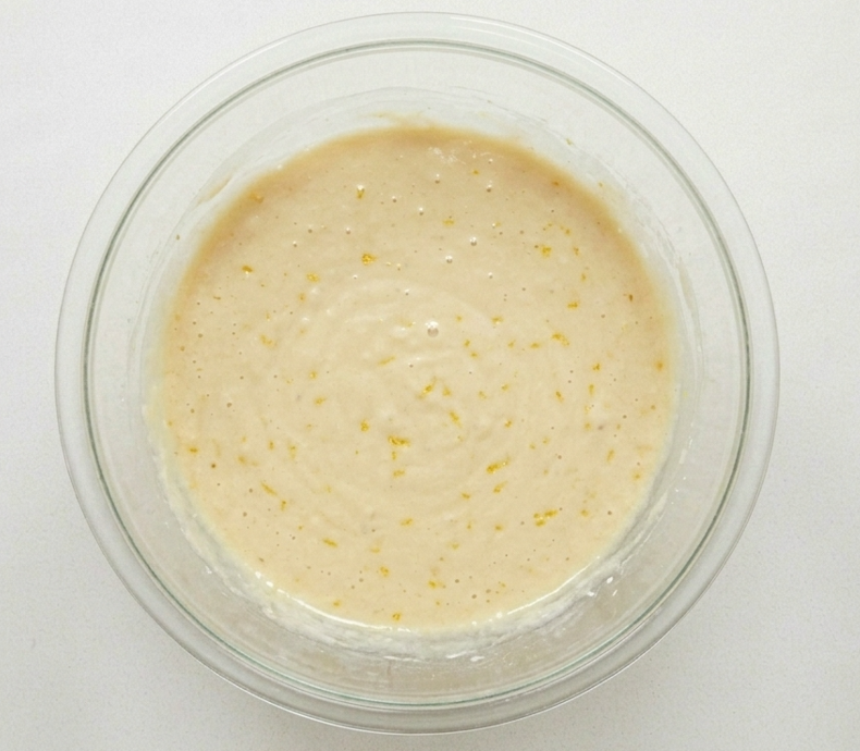 Ciambella italiana tradicional. Bizcocho casero con mantequilla al estilo de las cocinas italianas