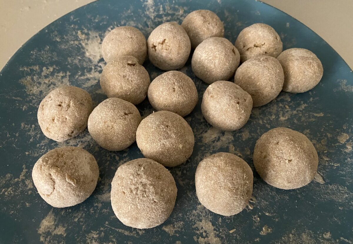Croquetas de las sobras de pringá de cocido. Receta andaluza para croquetear