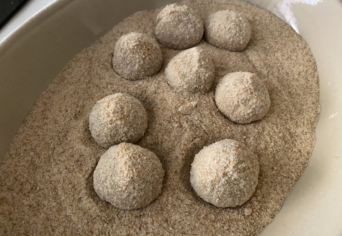 Croquetas de las sobras de pringá de cocido. Receta andaluza para croquetear