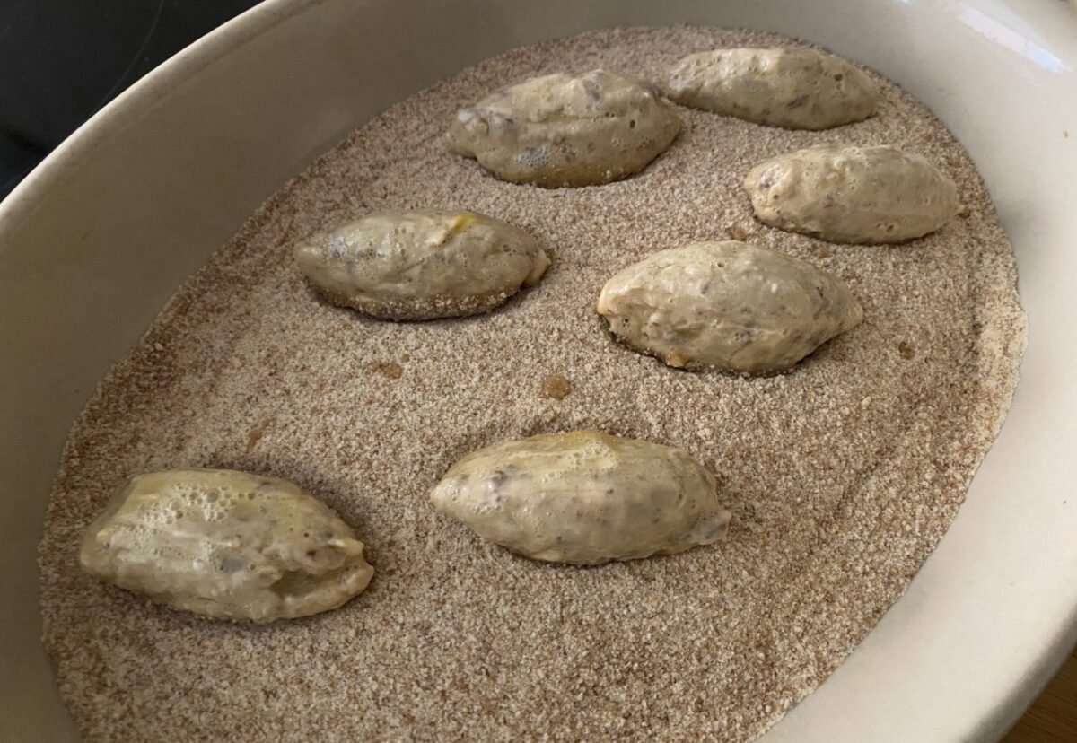 Croquetas de morcilla caseras. Receta cremosa y fácil para triunfar en casa