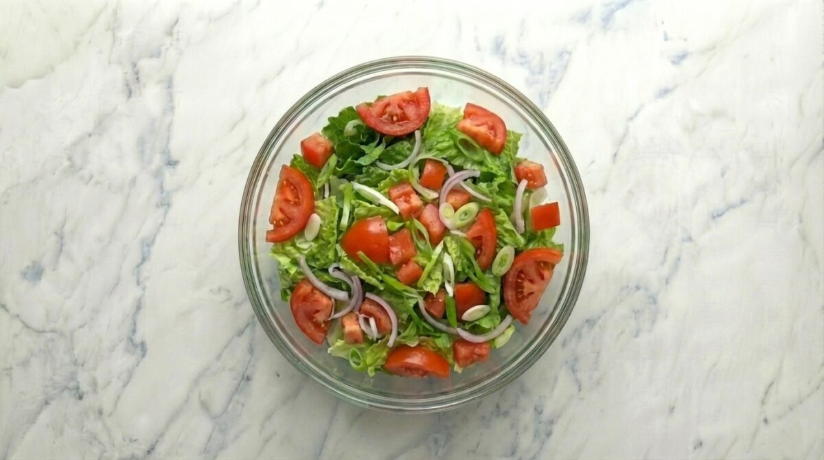 Ensalada valenciana tradicional. Receta fresca y sencilla paso a paso