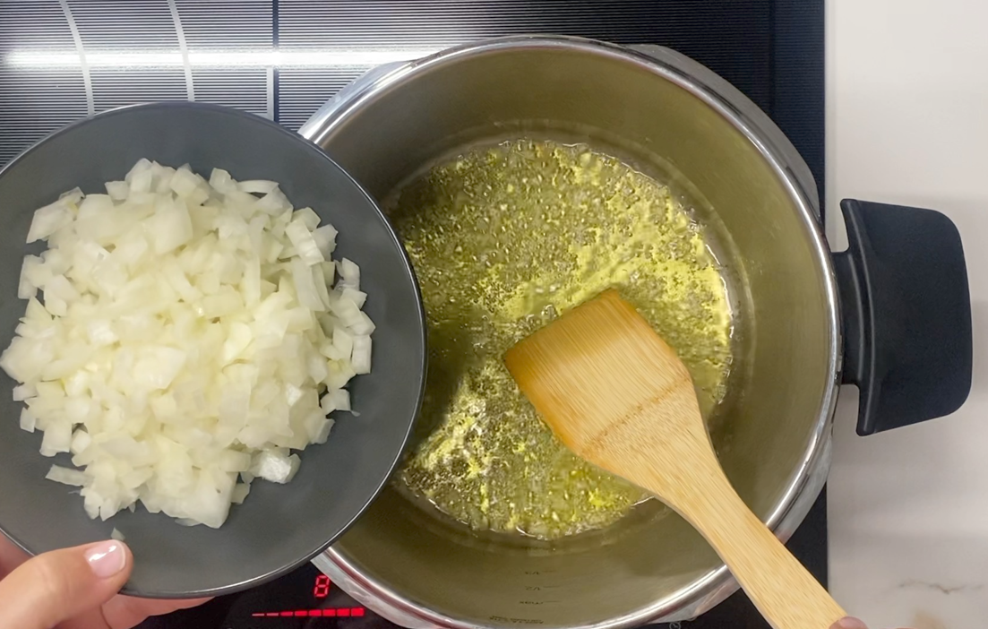 Guiso de calamares con garbanzos en olla exprés