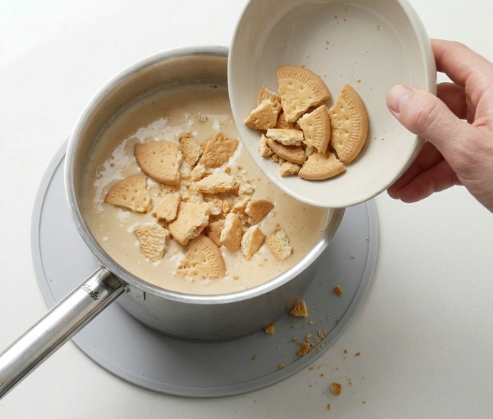 Helado de galletas María casero. Receta cremosa y fácil