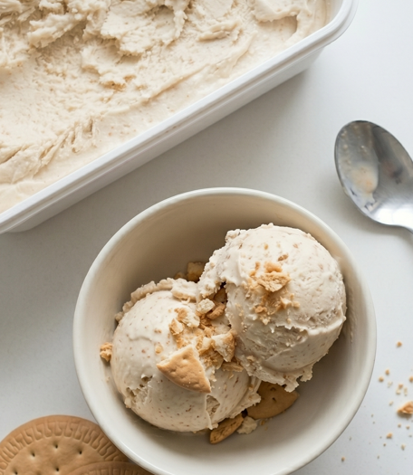 Helado de galletas María casero. Receta cremosa y fácil