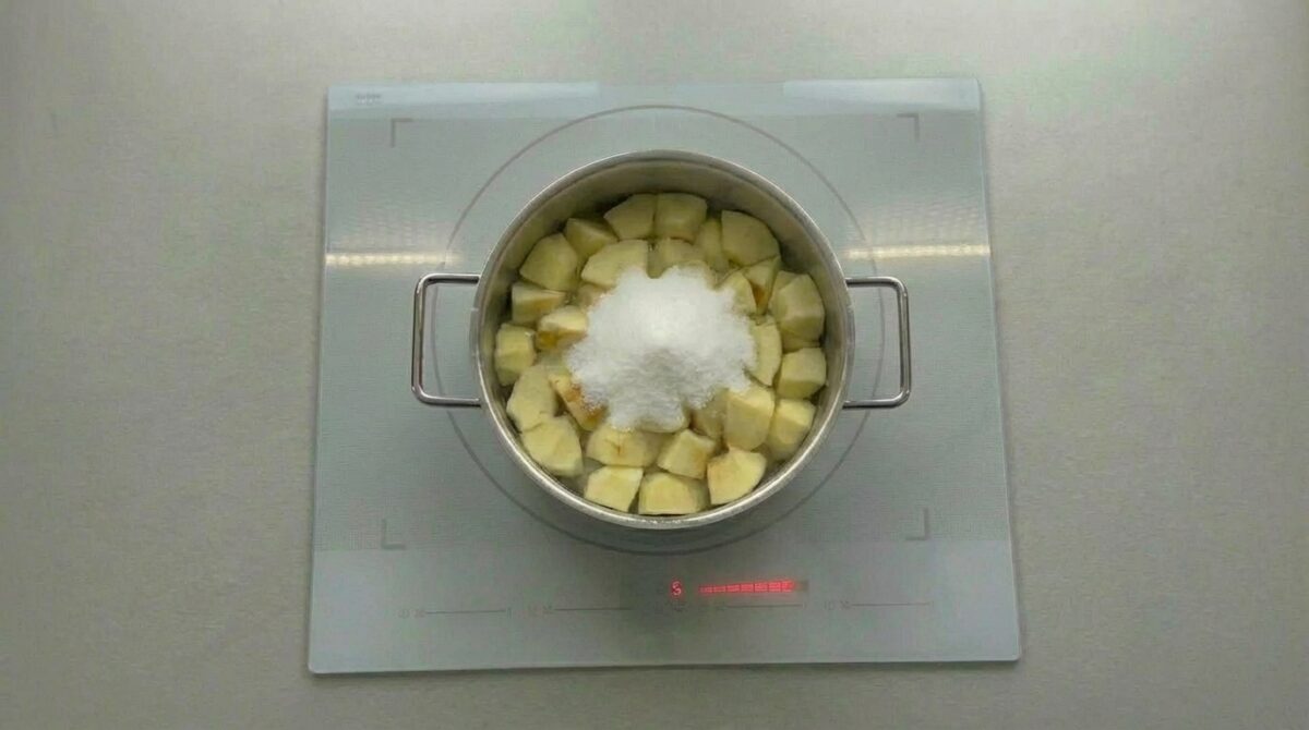 Mermelada de manzana casera. Receta fácil y tradicional paso a paso