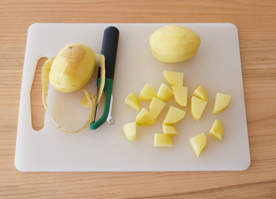 Pizzoccheri alla valtellinese: receta tradicional italiana con queso y verduras paso a paso