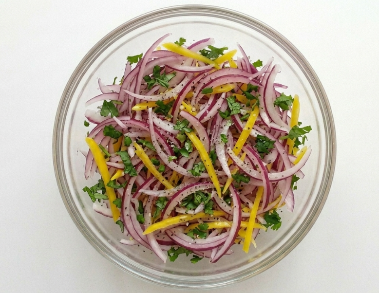Salsa criolla peruana casera. Receta fácil y refrescante al estilo peruano