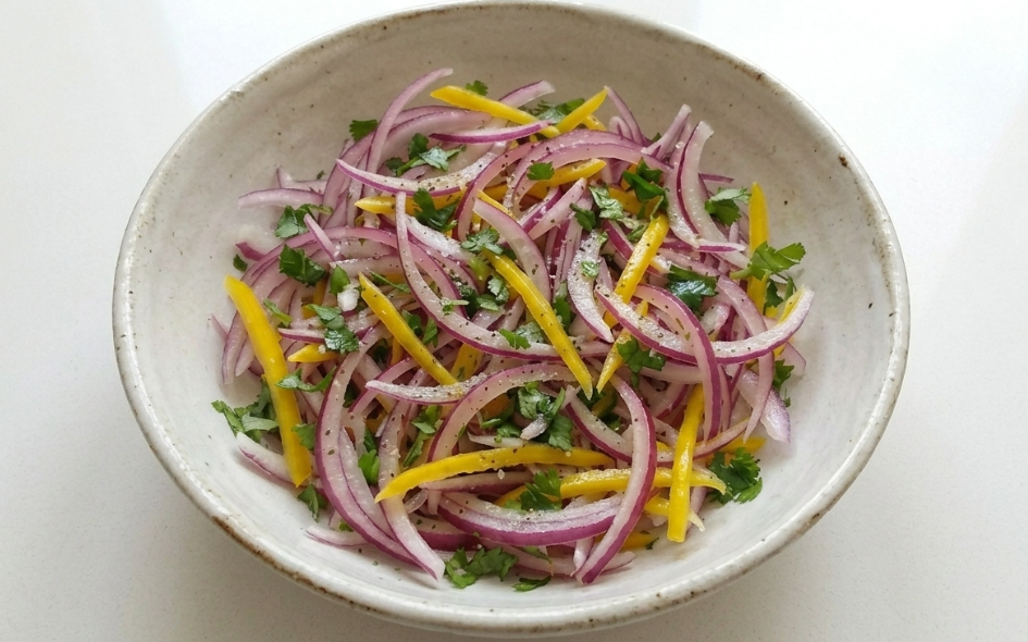 Salsa criolla peruana casera. Receta fácil y refrescante al estilo peruano
