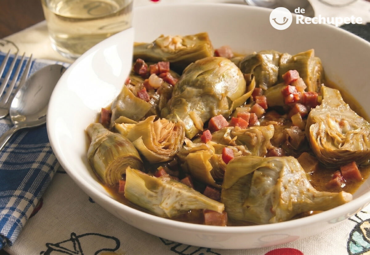 Alcachofas a la montillana: receta tradicional andaluza fácil y llena de sabor