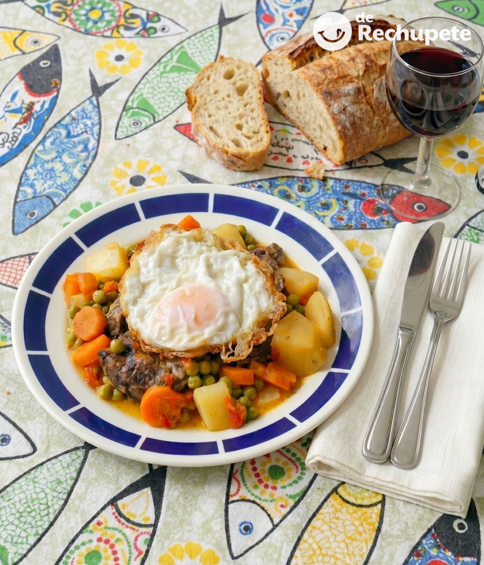 Xarrete o jarrete y huevos fritos con puntilla
