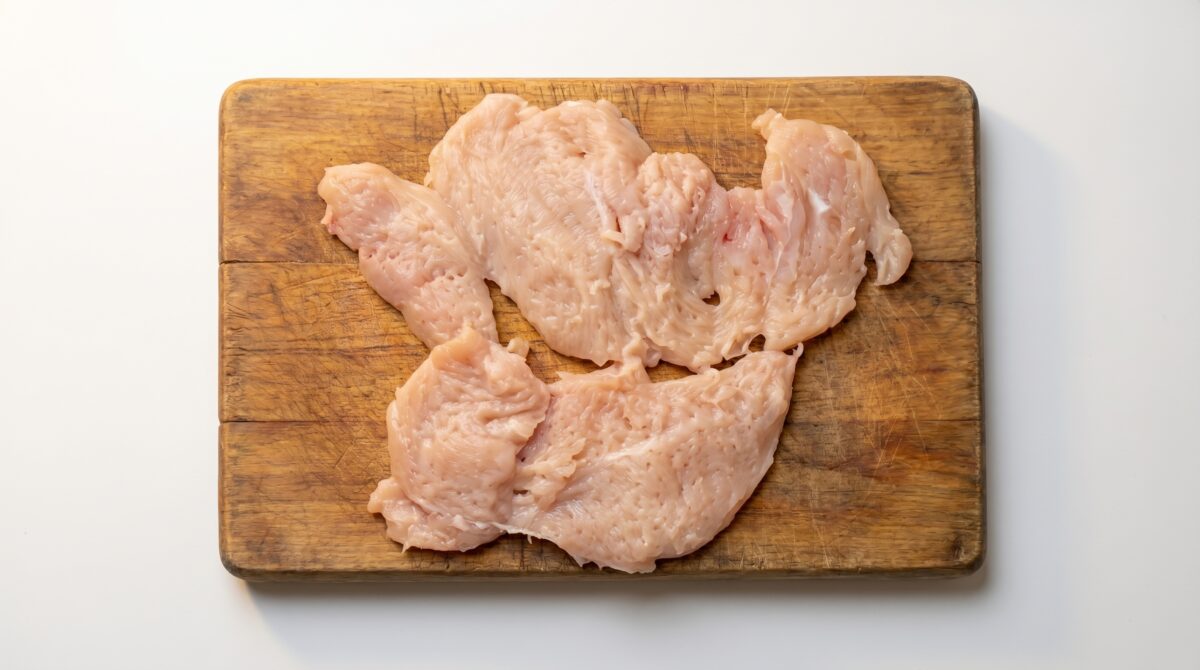 Piccata de pollo con limón y alcaparras. Receta fácil, rápida y con sabor italiano en tu mesa