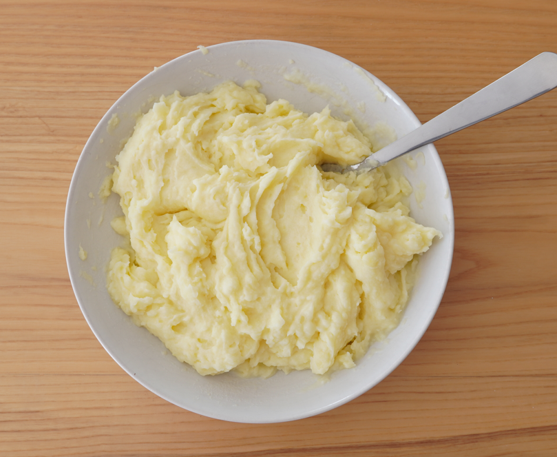 Carré de cordero con puré de patata