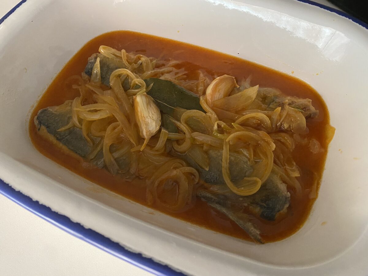 Jureles en escabeche caseros. Receta tradicional fácil y llena de sabor