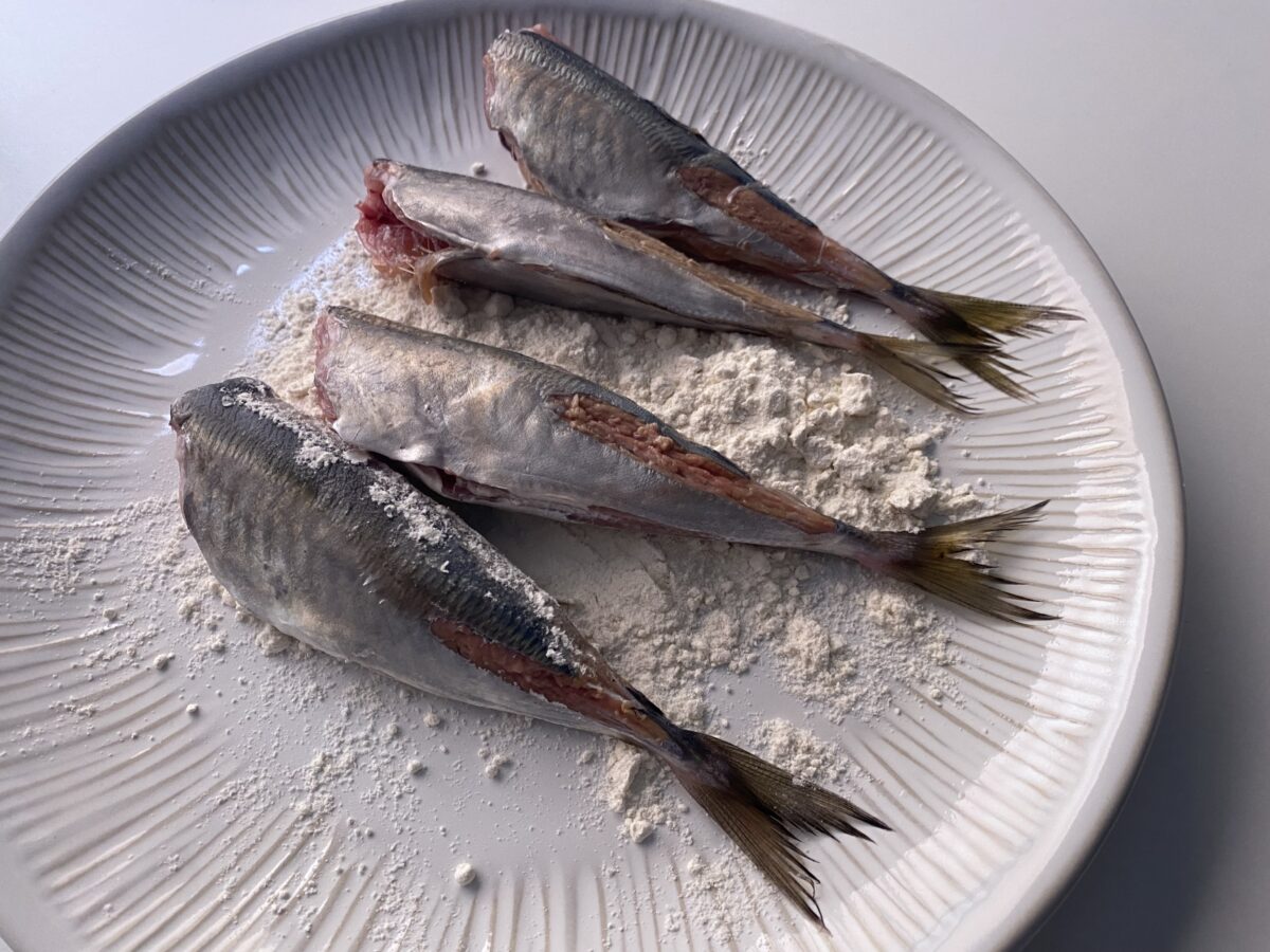 Jureles en escabeche caseros. Receta tradicional fácil y llena de sabor