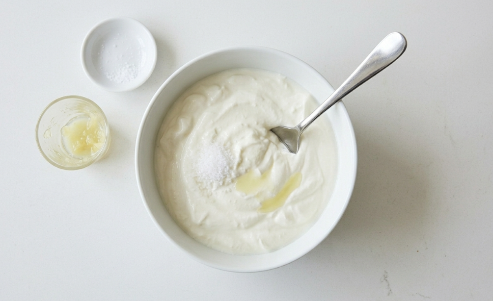 Labneh casero, cremoso, fresco y con ese punto adictivo que pide pan