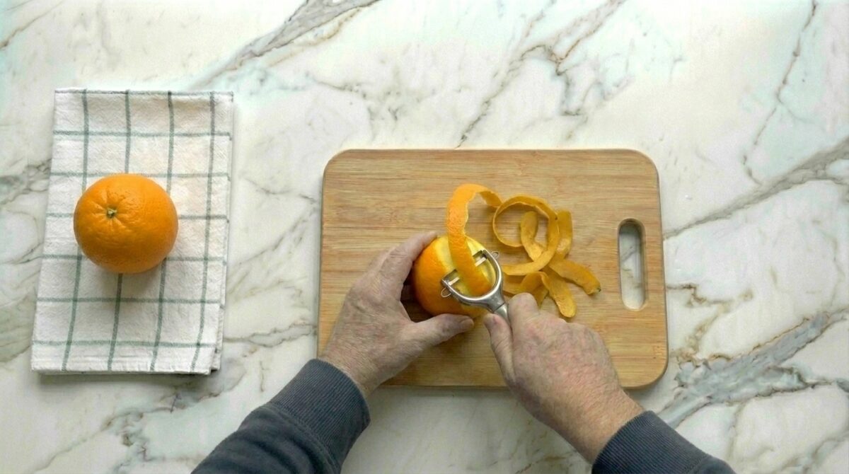 Macedonia de fruta casera. Receta fácil, fresca y perfecta para cualquier momento