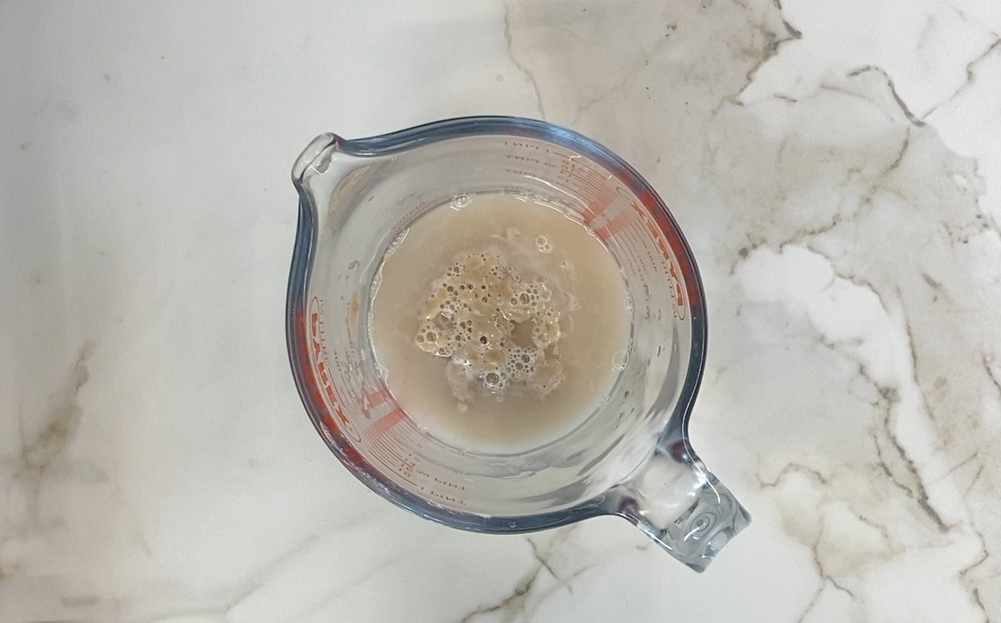 Cómo hacer masa pizza fina casera con borde tostado y base firme