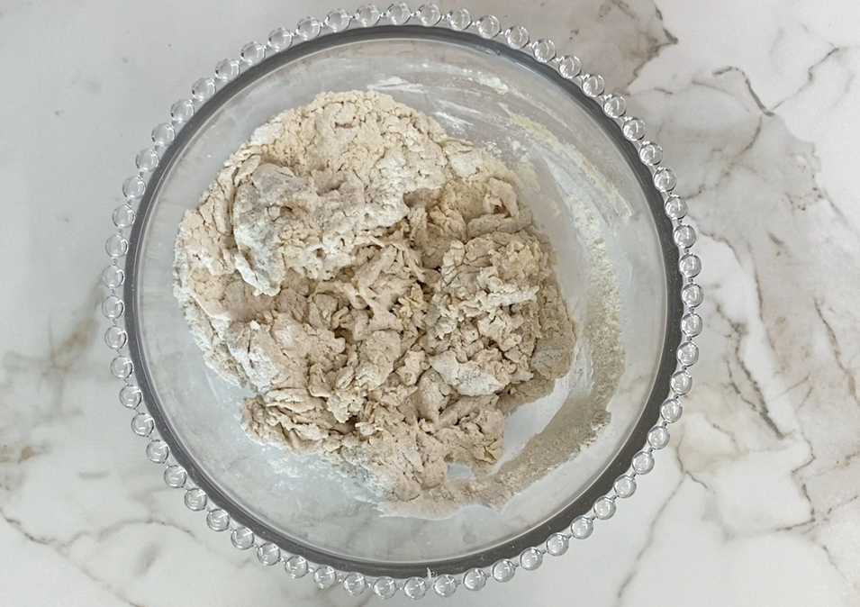 Cómo hacer masa pizza fina casera con borde tostado y base firme