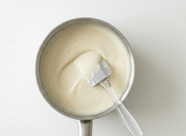Mascarpone casero, suave, untuoso y perfecto para postres