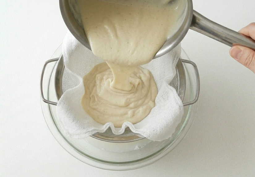 Mascarpone casero, suave, untuoso y perfecto para postres