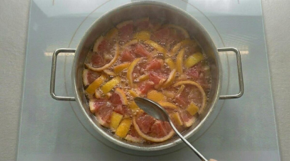 Mermelada de pomelo casera: receta fácil, equilibrada y con el punto justo de amargor