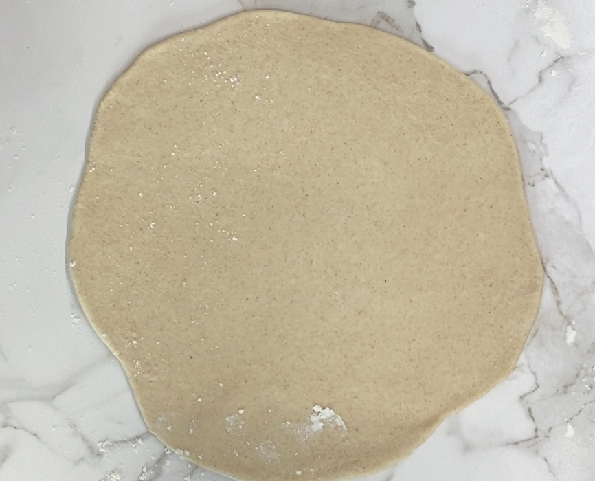 Pizza pepperoni con masa fina. La de toda la vida